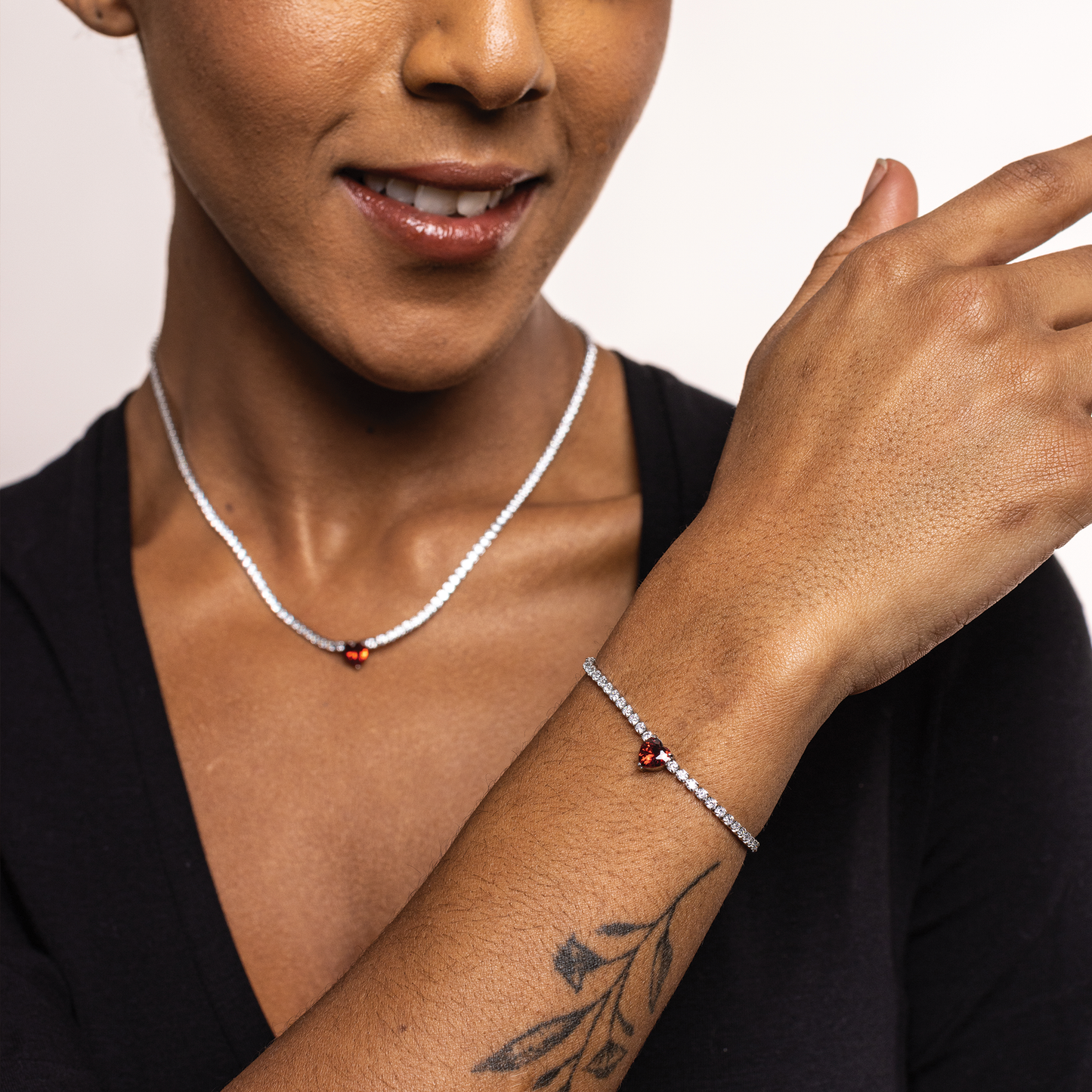 Bracciale tennis cuore rosso