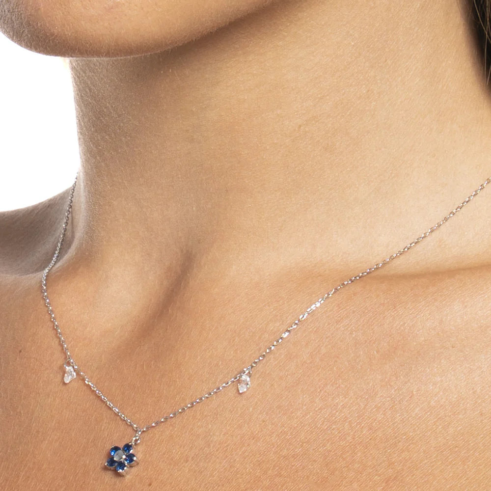COLLANA DONNA IN ACCIAIO CON PENDENTE FIORE CON E PETALI ZIRCONE BLU