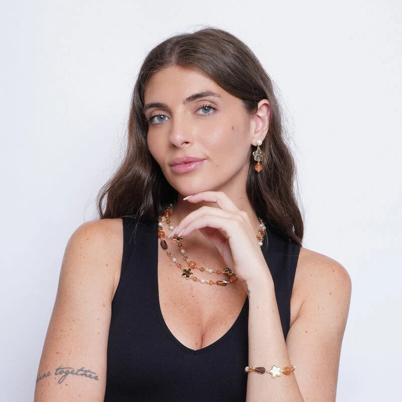 Collana in Metallo con fiore e pietra arancione