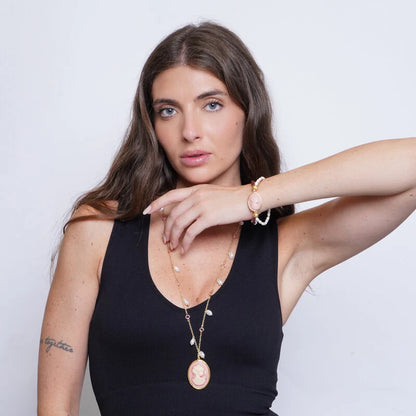 Collana in Metallo con cammeo pendente e cristalli