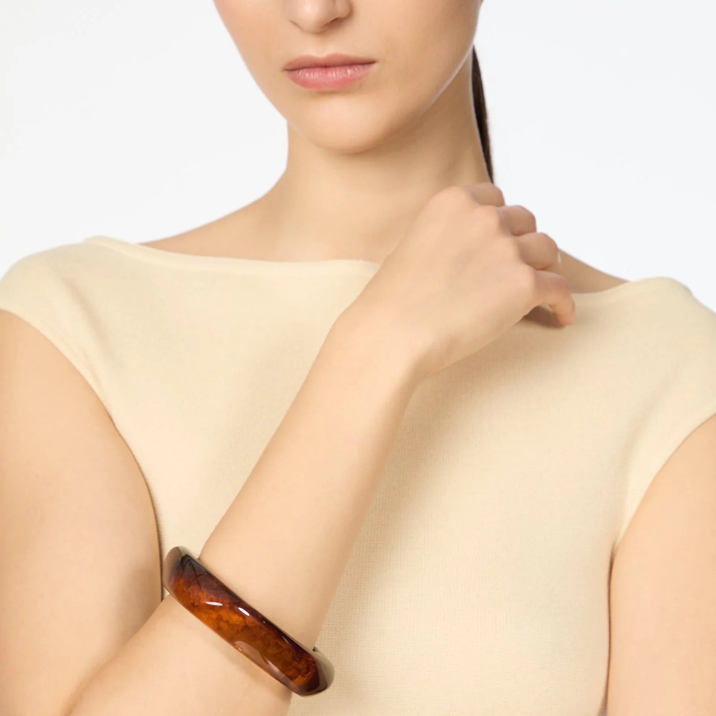 Bracciale rigido fascia ad angoli Vieste - Ambra