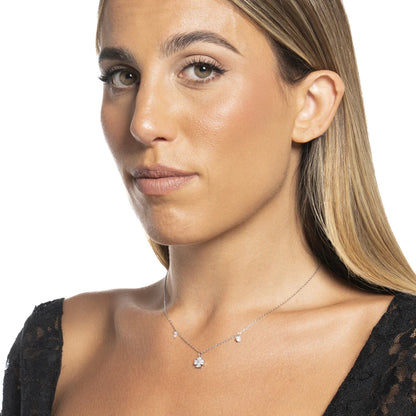 COLLANA IN ACCIAIO CON QUADRIFOGLIO E PETALI ZIRCONE BIANCO